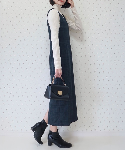 INTERPLAY(インタープレイ)の「【INTERPLAY x MAYUKO】Minimal I-Line Dress(ワンピース・レディース・ネイビー系/ブラック/ダークブラウン・FREE)」の17枚目の写真