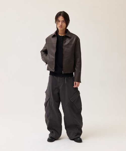 AKECII(アケシ)の「カービングウォッシュドコットンカーゴパンツ_チャコール(その他パンツ・メンズ・その他・SMALL/MEDIUM/LARGE)」の5枚目の写真