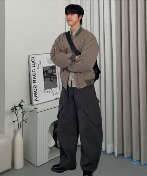 AKECII(アケシ)の「カービングウォッシュドコットンカーゴパンツ_チャコール(その他パンツ・メンズ・その他・SMALL/MEDIUM/LARGE)」の10枚目の写真