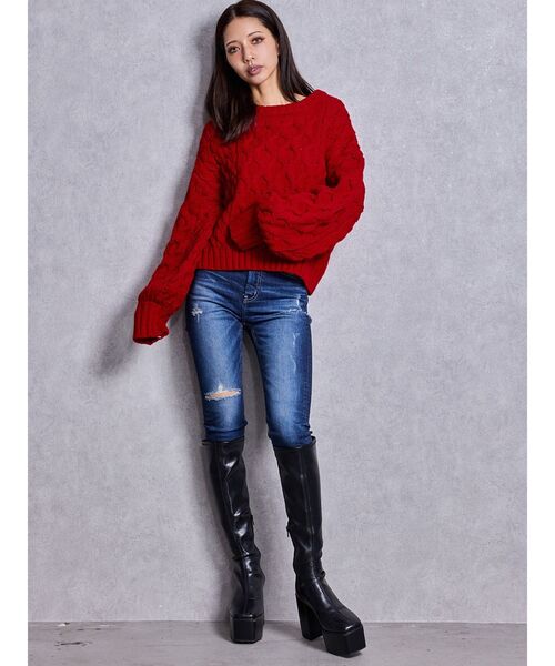 GYDA(ジェイダ)の「ケーブルクルーネックニットトップス(ニット/セーター・レディース・グレー/アイボリー/レッド・FREE)」の6枚目の写真