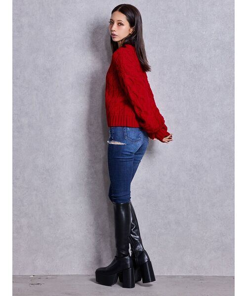 GYDA(ジェイダ)の「ケーブルクルーネックニットトップス(ニット/セーター・レディース・グレー/アイボリー/レッド・FREE)」の7枚目の写真