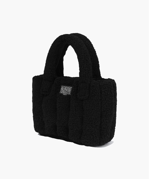 MARITHE + FRANCOIS GIRBAUD(マリテフランソワジルボー)の「CLASSIC LOGO BOUCLE PADDING BAG(ハンドバッグ・レディース・Black/Beige・フリー)」の11枚目の写真