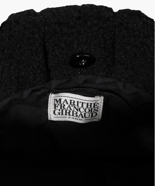 MARITHE + FRANCOIS GIRBAUD(マリテフランソワジルボー)の「CLASSIC LOGO BOUCLE PADDING BAG(ハンドバッグ・レディース・Black/Beige・フリー)」の14枚目の写真