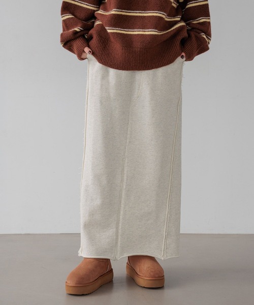 BAYFLOW（ベイフロー）の「[身長に合わせて選べる着丈]フロントスリットスウェットスカート（スカート・レディース・アイボリー/グレー・MEDIUM/SMALL）」の8枚目の写真