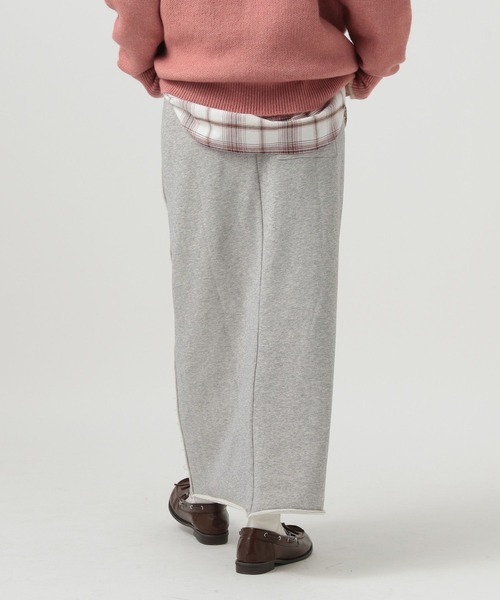 BAYFLOW（ベイフロー）の「[身長に合わせて選べる着丈]フロントスリットスウェットスカート（スカート・レディース・アイボリー/グレー・MEDIUM/SMALL）」の14枚目の写真