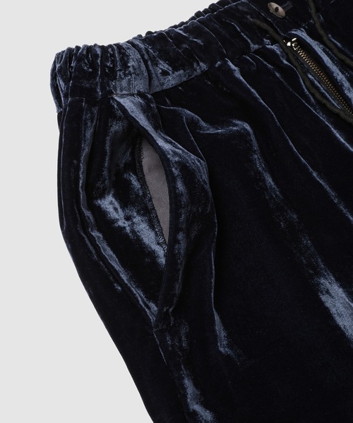 Urig(ウーリッヒ)の「LUST VELVET WIDE EASY PANTS HL(その他パンツ・メンズ・グレー/ネイビー・1)」の5枚目の写真