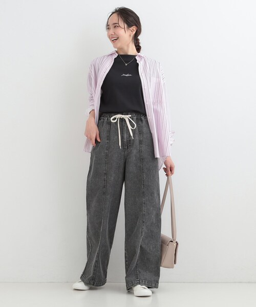 SHOO・LA・RUE(シューラルー)の「【S-LL】抜け感あるスタイルに ケミカルデニム イージーワイドパンツ(デニムパンツ・レディース・ネイビー/ブラック・01/02/03/04)」の4枚目の写真