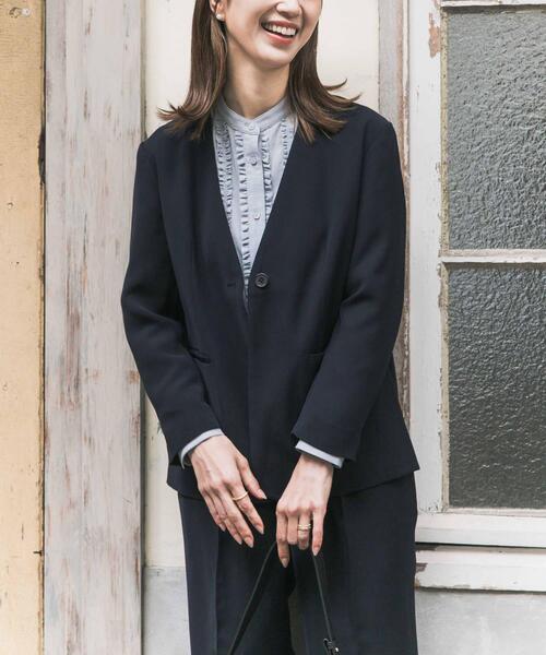 URBAN RESEARCH DOORS（アーバンリサーチドアーズ）の「ノーカラージャケット（スーツジャケット・レディース・ネイビー/ブラック・FREE）」の5枚目の写真