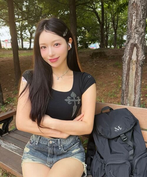 MUCENT(ムセント)の「フレン2ポケットナイロンビッグバックパック(成人男女共用)(バックパック/リュック・レディース・ブラック・FREE)」の8枚目の写真