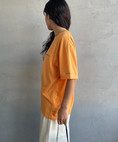 Columbia（コロンビア）の「【WEB限定】[Columbia/コロンビア] SUNRISE STRAIL OFZ バックプリント ショートスリーブTシャツ【追加】（Tシャツ/カットソー・レディース・ブラック/オレンジ/ホワイト・S/L/M）」の7枚目の写真