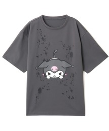 Kuromi（クロミ）の「atmos pink x KUROMI Print T-shirt / アトモスピンク クロミ プリント T-シャツ 【SP】（Tシャツ/カットソー）」