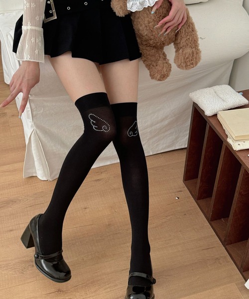 Nia（ニア）の「Nia(ニア)/【選べる2サイズ】　ストーン付き　エンジェルデザインソックス（ソックス/靴下・レディース・ブラック系1/ホワイト系2/ホワイト系1/ブラック系2・FREE）」の13枚目の写真