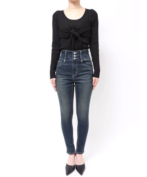 EVRIS（エヴリス）の「ワイドベルトハイウエストスキニーデニムパンツ（デニムパンツ・レディース・インディゴブルー/ブラック・X-SMALL/MEDIUM/SMALL）」の9枚目の写真