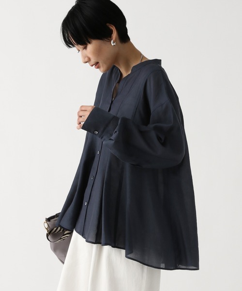 Elura(エルーラ)の「セミシアタックブラウス/654105(シャツ/ブラウス・レディース・ライトブルー/ネイビー/ホワイト・FREE)」の3枚目の写真