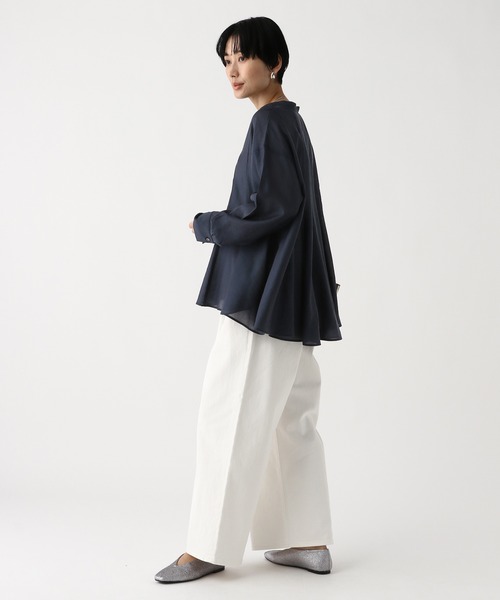 Elura(エルーラ)の「セミシアタックブラウス/654105(シャツ/ブラウス・レディース・ライトブルー/ネイビー/ホワイト・FREE)」の15枚目の写真