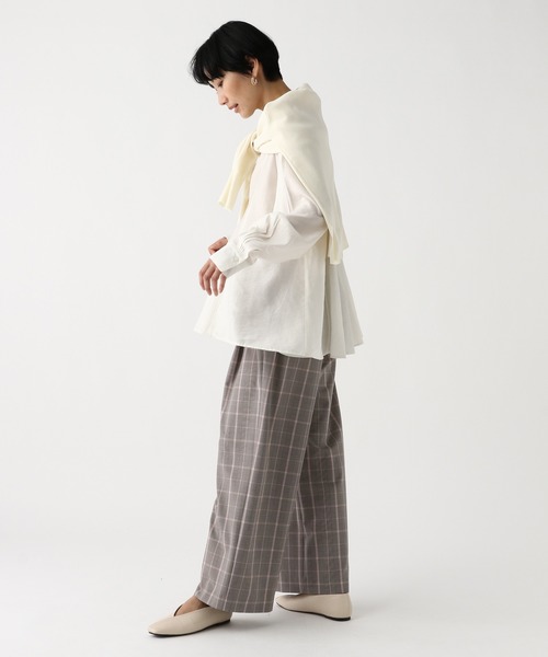 Elura(エルーラ)の「セミシアタックブラウス/654105(シャツ/ブラウス・レディース・ライトブルー/ネイビー/ホワイト・FREE)」の7枚目の写真