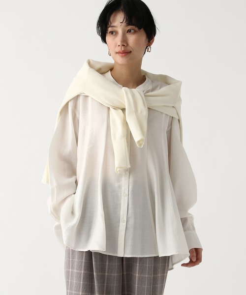 Elura(エルーラ)の「セミシアタックブラウス/654105(シャツ/ブラウス・レディース・ライトブルー/ネイビー/ホワイト・FREE)」の4枚目の写真