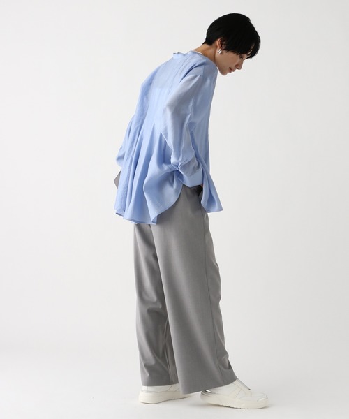 Elura(エルーラ)の「セミシアタックブラウス/654105(シャツ/ブラウス・レディース・ライトブルー/ネイビー/ホワイト・FREE)」の11枚目の写真