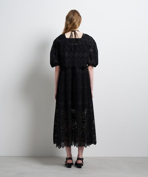 LANVIN en Bleu(ランバンオンブルー)の「エンブロイダリーコットンレースブラウス(シャツ/ブラウス・レディース・オフホワイト/ブラック・38)」の14枚目の写真