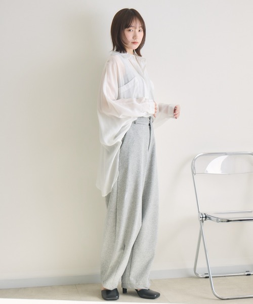 RU.TI.LE(ルチル)の「【RU.TI.LE】裏毛カーブパンツ(スウェットパンツ・レディース・グレー/アイボリー・MEDIUM)」の5枚目の写真