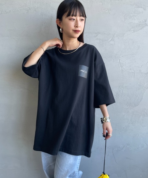 RVCA（ルーカ）の「【WEB限定】[RVCA/ルーカ] DOUBLE BOX バックプリント ショートスリーブＴシャツ（Tシャツ/カットソー・レディース・ブラック/ホワイト/ブルー・M/XL/L）」の8枚目の写真