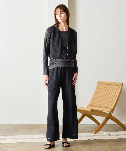 WALANCE（ワランス）の「paper knit 2way top（ベスト・レディース・サンドベージュ/ブラック/オリーブ・FREE）」の13枚目の写真