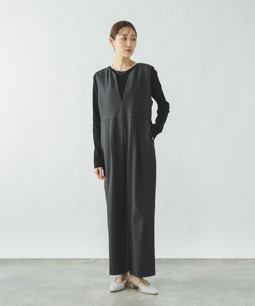 GLOBAL WORK(グローバルワーク)の「キーネックサロペット/636033(サロペット/オーバーオール・レディース・チャコールグレー/ブルー/ブラック・MEDIUM/LARGE)」の2枚目の写真