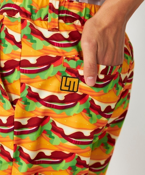 Loudmouth(ラウドマウス)の「LOUDMOUTH/ラウドマウス ゴルフウェア 吸汗速乾 UV ストレッチ 柄 ショートパンツ(その他パンツ・メンズ・その他1/その他3/その他2/その他/その他4・L/M/3L/LL)」の18枚目の写真