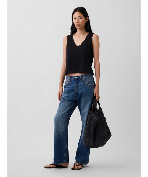 GAP（ギャップ）の「ヘビーウェイト Vネック クロップド シェルタンクトップ（タンクトップ・レディース・ブラック/レッド/ブラウン/ホワイト・XXS/XL/L/M/S/XS）」の8枚目の写真