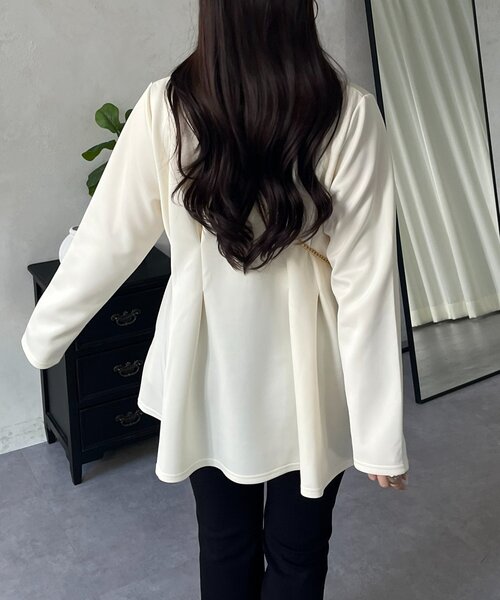 prose verse（プロズヴェール）の「ウエストタックカットカーディガン（カーディガン/ボレロ・レディース・ブラック/アイボリー・LARGE/MEDIUM）」の13枚目の写真