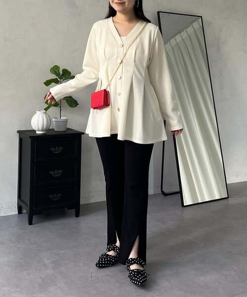 prose verse（プロズヴェール）の「ウエストタックカットカーディガン（カーディガン/ボレロ・レディース・ブラック/アイボリー・LARGE/MEDIUM）」の17枚目の写真