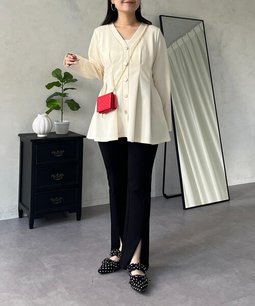 prose verse（プロズヴェール）の「ウエストタックカットカーディガン（カーディガン/ボレロ・レディース・ブラック/アイボリー・LARGE/MEDIUM）」の7枚目の写真