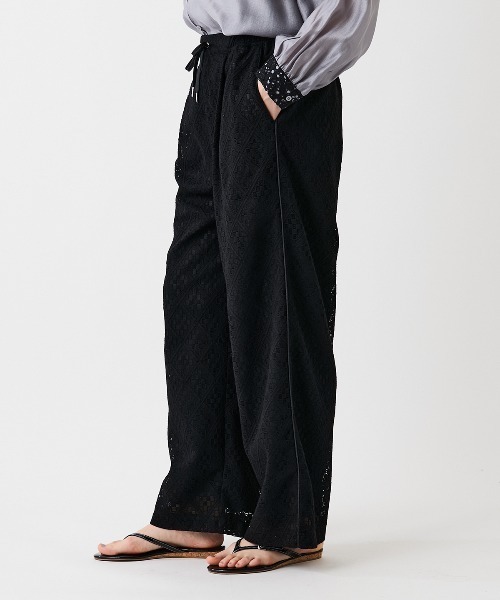 leswel(レスウェル)の「【M/L】スクエアレースタックイージーパンツ(その他パンツ・レディース・ブラック/クリーム・L/M)」の10枚目の写真