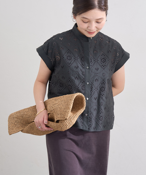 TICCA(ティッカ)の「別注【TICCA / ティッカ】 レースフレンチシャツ JSP(シャツ/ブラウス・レディース・カーキ/チャコールグレー/ホワイト・FREE)」の15枚目の写真