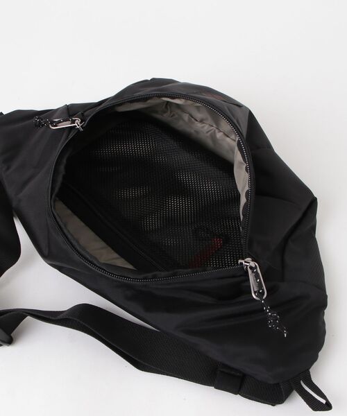 Columbia（コロンビア）の「【WEB限定】[Columbia/コロンビア] パナーシア 6L ヒップバッグ（ボディバッグ/ウエストポーチ・レディース・ブラック・ONE SIZE）」の11枚目の写真