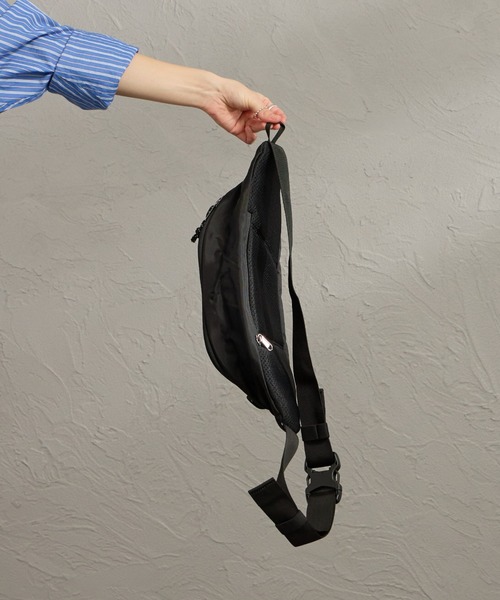 Columbia（コロンビア）の「【WEB限定】[Columbia/コロンビア] パナーシア 6L ヒップバッグ（ボディバッグ/ウエストポーチ・レディース・ブラック・ONE SIZE）」の7枚目の写真