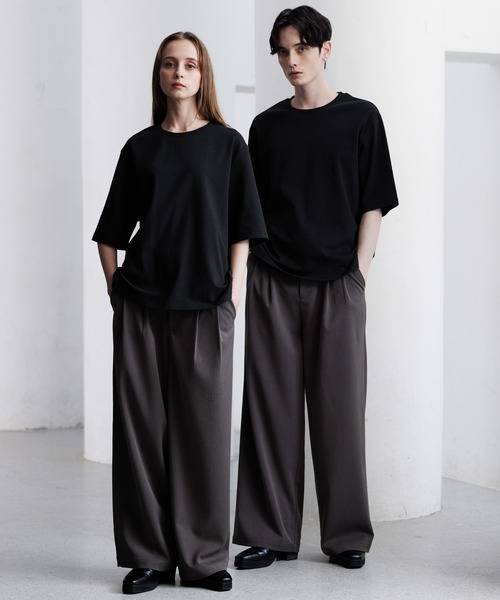 CLEL(クレイル)の「【CLEL】Giza Cotton Basic Short Sleeve T-Shirt / ギザコットン ベーシック半袖Tシャツ(Tシャツ/カットソー・メンズ・チャコールグレー/ホワイト/グレイッシュベージュ/ブラック/グレー・L/M/S/XS)」の9枚目の写真