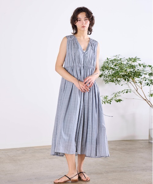 Marilyn Moon(マリリンムーン)の「sheer check 2way gathered dress(ワンピース・レディース・ネイビー/グレー/オフホワイト・FREE)」の6枚目の写真