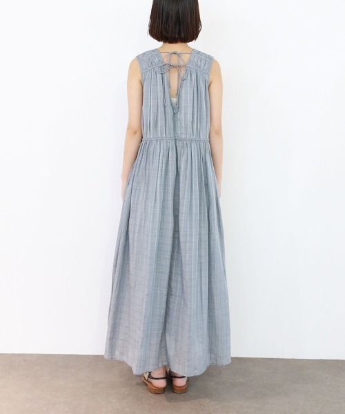 Marilyn Moon(マリリンムーン)の「sheer check 2way gathered dress(ワンピース・レディース・ネイビー/グレー/オフホワイト・FREE)」の15枚目の写真