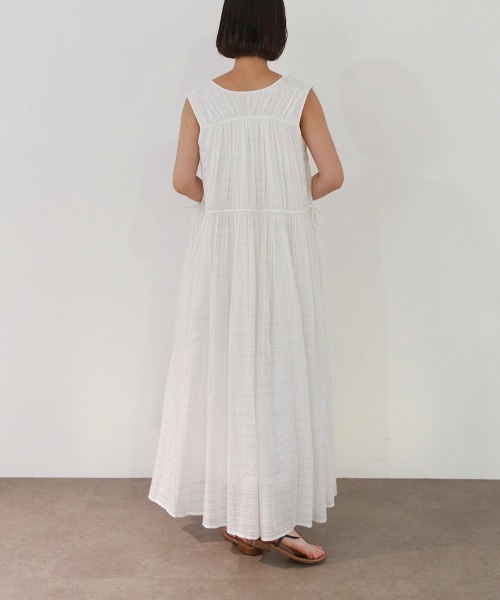 Marilyn Moon(マリリンムーン)の「sheer check 2way gathered dress(ワンピース・レディース・ネイビー/グレー/オフホワイト・FREE)」の19枚目の写真