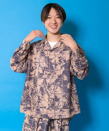 ScoLar Parity（スカラーパリティ）の「361114：メルヘン恐竜柄orレトロ障子柄 シャツ（シャツ/ブラウス）」