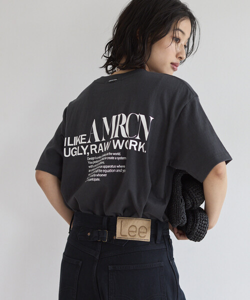 AMERICANA（アメリカーナ）の「Americana/アメリカーナ 別注 丸胴 ラフィー天竺 ロゴプリントTEE / リラックスフィット バックプリント半袖Tシャツ（Tシャツ/カットソー・レディース・オフホワイト/チャコールグレー/ネイビー/ブラウン・ONE SIZE）」の2枚目の写真