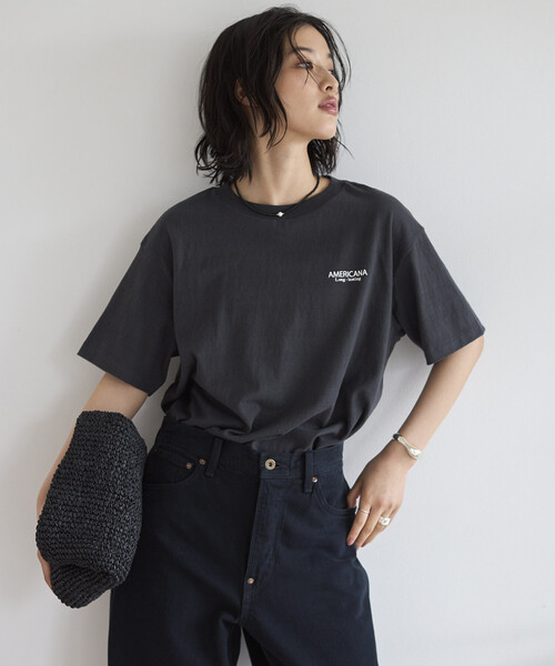 AMERICANA（アメリカーナ）の「Americana/アメリカーナ 別注 丸胴 ラフィー天竺 ロゴプリントTEE / リラックスフィット バックプリント半袖Tシャツ（Tシャツ/カットソー・レディース・オフホワイト/チャコールグレー/ネイビー/ブラウン・ONE SIZE）」の22枚目の写真