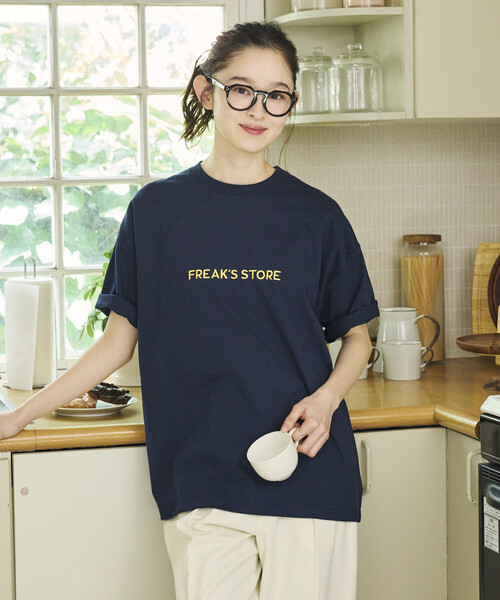 限定展開 リラックスフィット 刺繍ロゴ クルーネック Tシャツ（Tシャツ