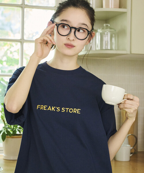 限定展開 リラックスフィット 刺繍ロゴ クルーネック Tシャツ（Tシャツ