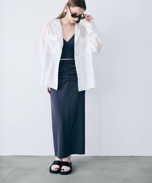 uncrave(アンクレイヴ)の「リヨセルシルクローン シャツ(シャツ/ブラウス・レディース・ブラック系/ベージュ系/ホワイト系・1/FREE)」の7枚目の写真