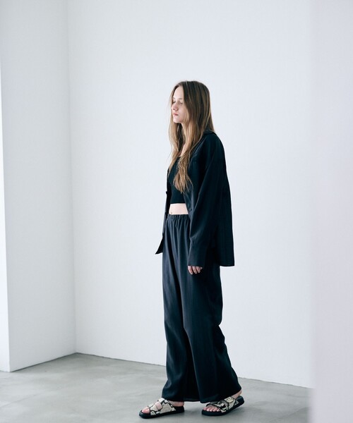 uncrave(アンクレイヴ)の「リヨセルシルクローン シャツ(シャツ/ブラウス・レディース・ブラック系/ベージュ系/ホワイト系・1/FREE)」の12枚目の写真
