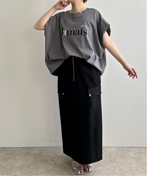 LHELBIE(レルビエ)の「パール+ロゴボックスTシャツ(Tシャツ/カットソー・レディース・ネイビー/オフホワイト/チャコールグレー・M)」の22枚目の写真