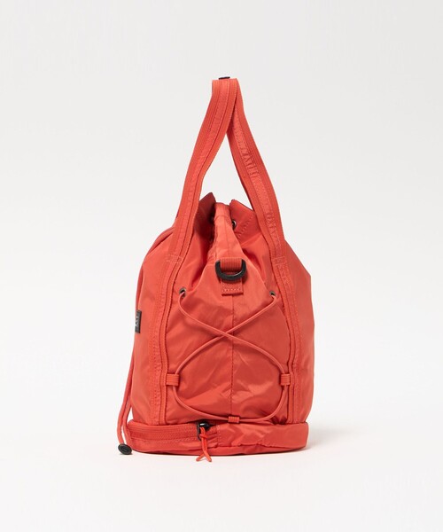 AIGLE(エーグル)の「<AIGLE>コンパクト 2WAY ドロストバッグ(ショルダーバッグ・レディース・ナチュラル/オレンジ・FREE)」の7枚目の写真