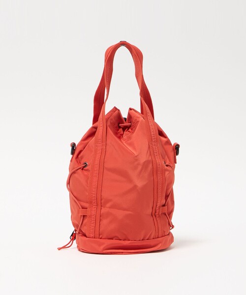 AIGLE(エーグル)の「<AIGLE>コンパクト 2WAY ドロストバッグ(ショルダーバッグ・レディース・ナチュラル/オレンジ・FREE)」の3枚目の写真